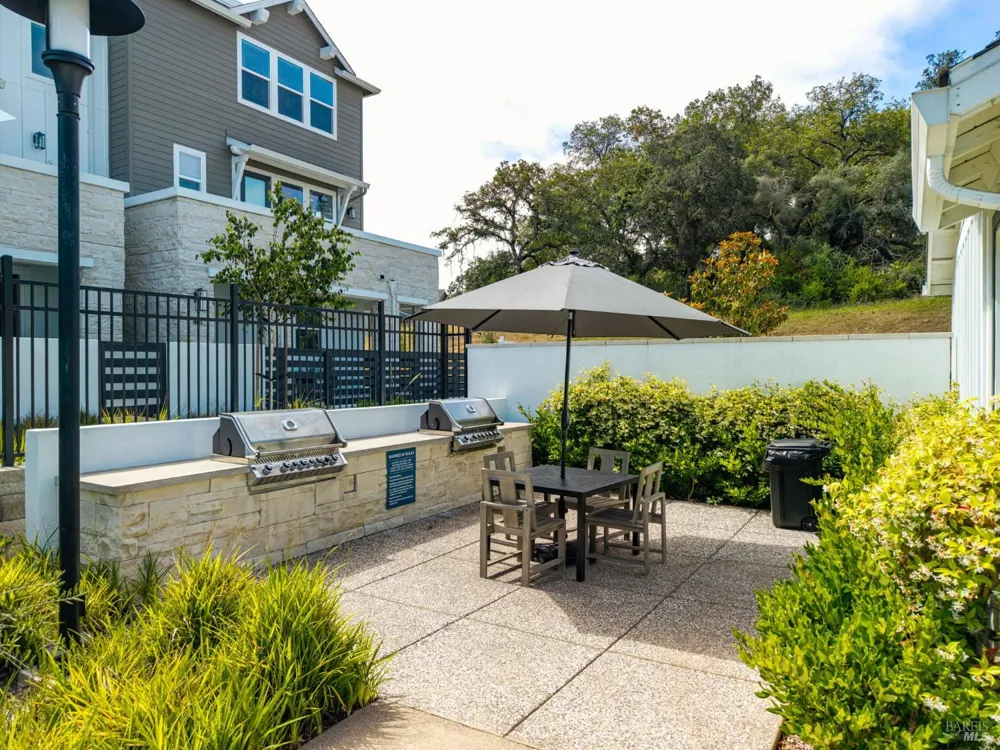 401 Semillon Lane Santa Rosa, CA 95403