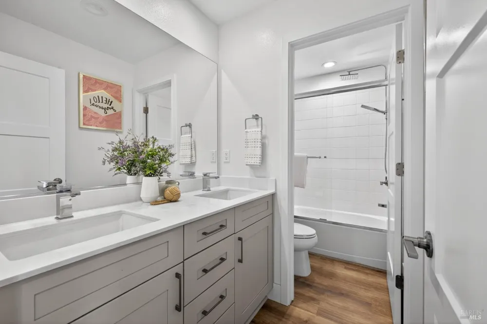 401 Semillon Lane Santa Rosa, CA 95403