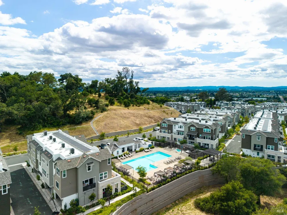 401 Semillon Lane Santa Rosa, CA 95403
