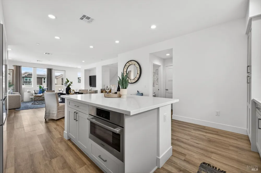 401 Semillon Lane Santa Rosa, CA 95403