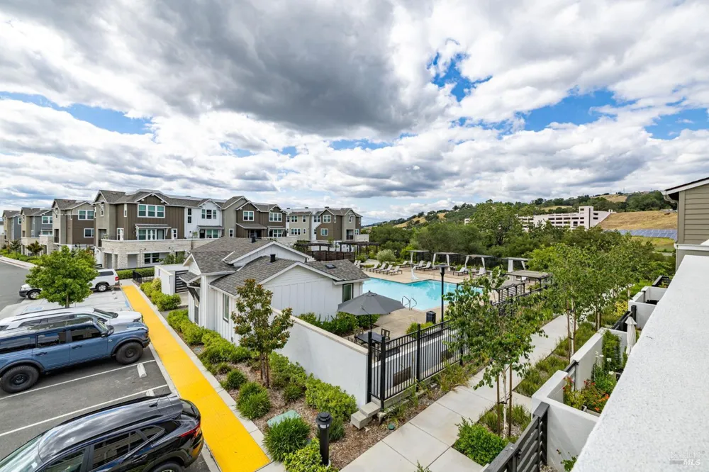 401 Semillon Lane Santa Rosa, CA 95403