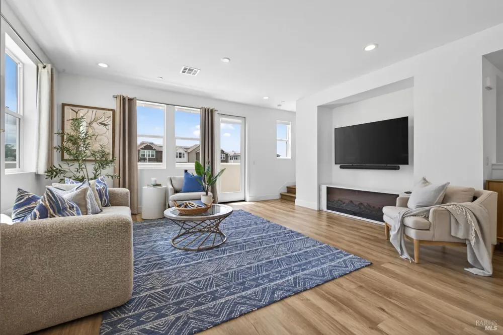 401 Semillon Lane Santa Rosa, CA 95403