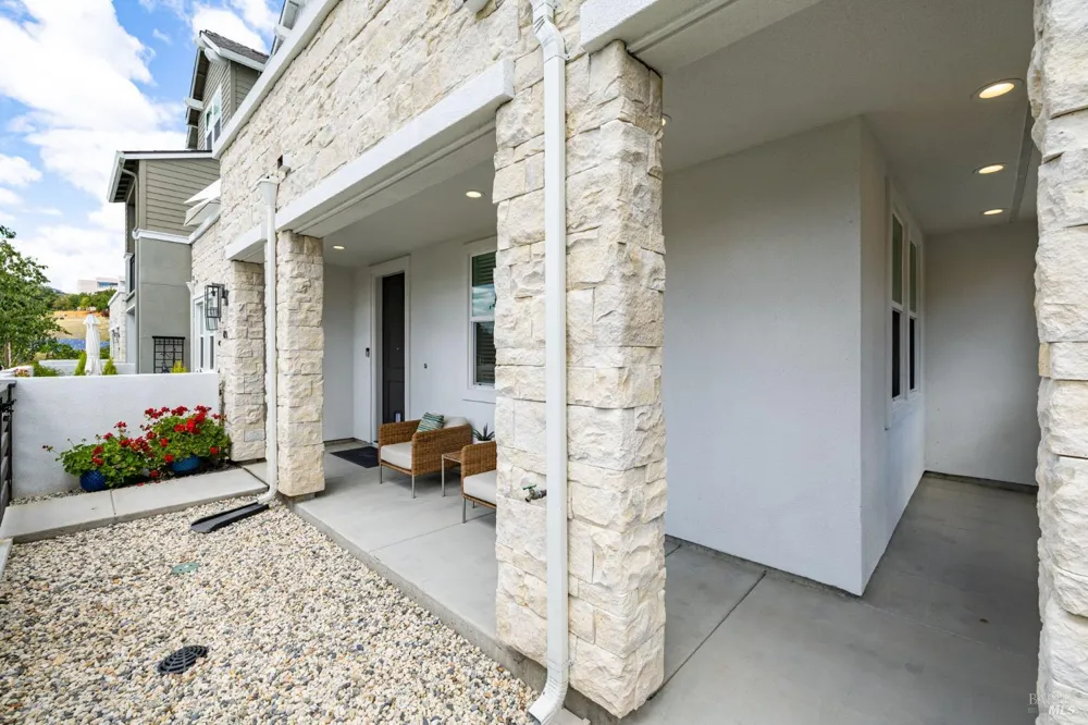 401 Semillon Lane Santa Rosa, CA 95403