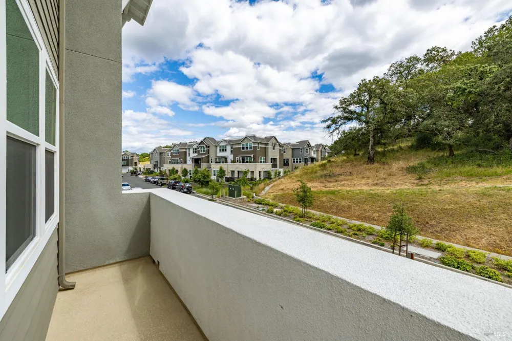401 Semillon Lane Santa Rosa, CA 95403