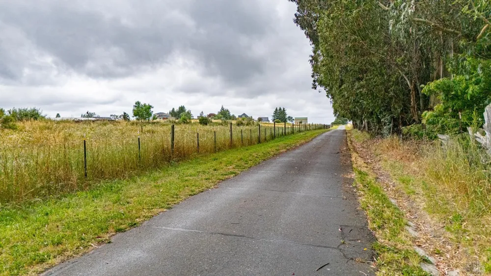 4758 Blank Road Sebastopol, CA 95472