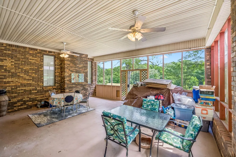 6368 County Road 93 Bryant, AL 35958
