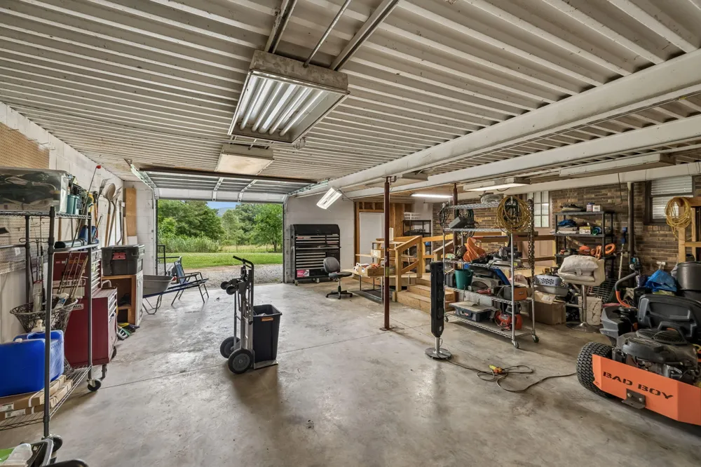 6368 County Road 93 Bryant, AL 35958