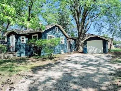 360 W Hume Avenue Muskegon Heights, MI 49444