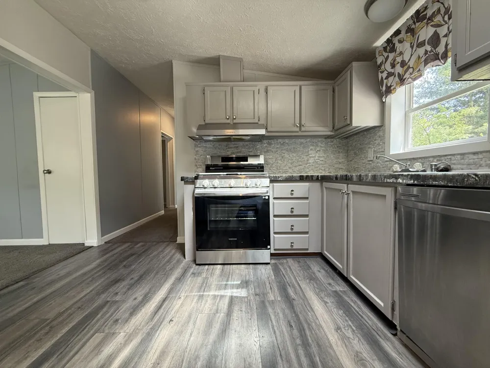 139 Pasadena Avenue Bedford Charter Township, MI 49017