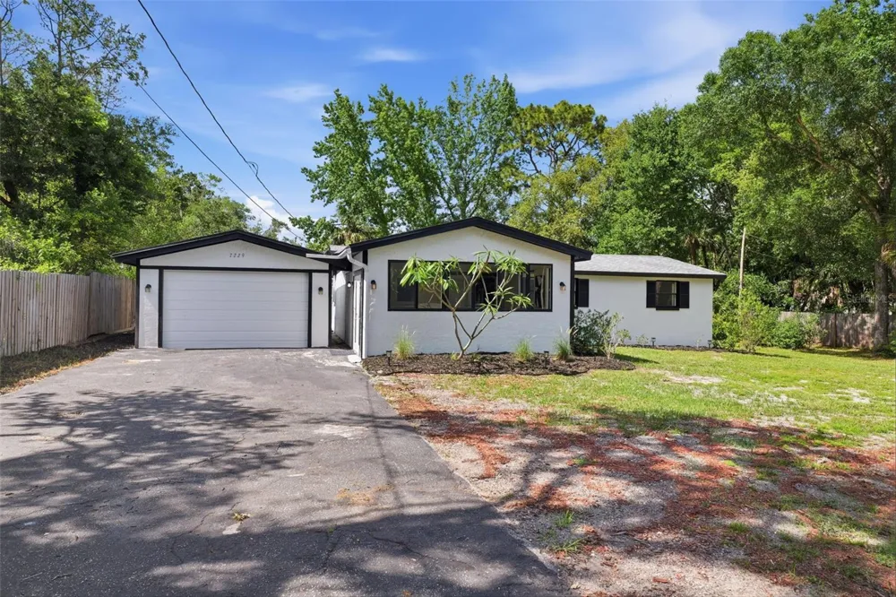 7229 PLATHE ROAD New Port Richey, FL 34653