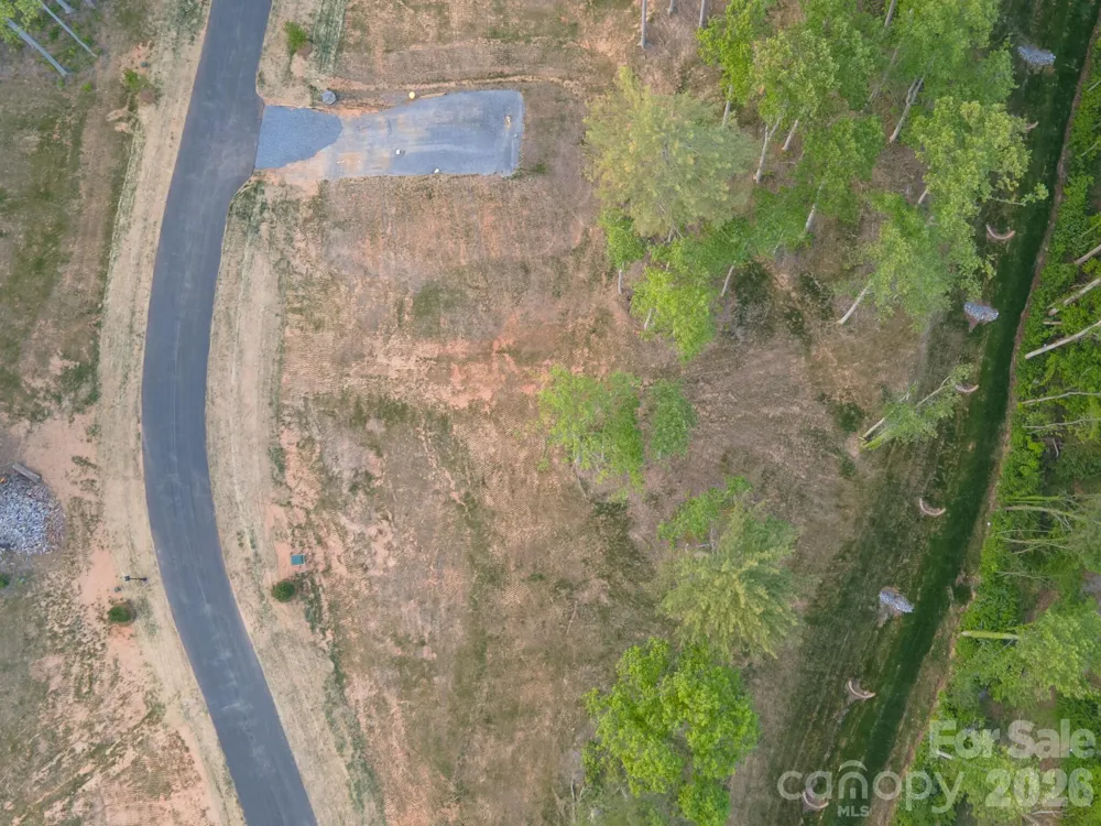 425 Irvine Drive Fairview, NC 28730