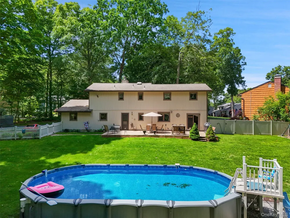90 Timberlane Court Yorktown Heights, NY 10598