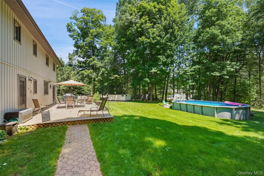 90 Timberlane Court Yorktown Heights, NY 10598