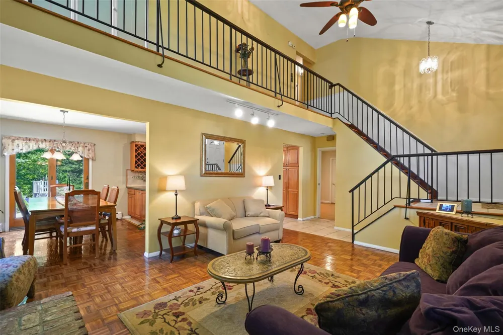 90 Timberlane Court Yorktown Heights, NY 10598