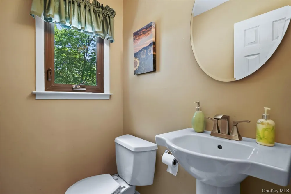 90 Timberlane Court Yorktown Heights, NY 10598