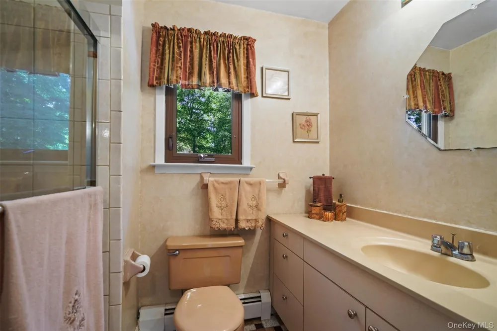 90 Timberlane Court Yorktown Heights, NY 10598
