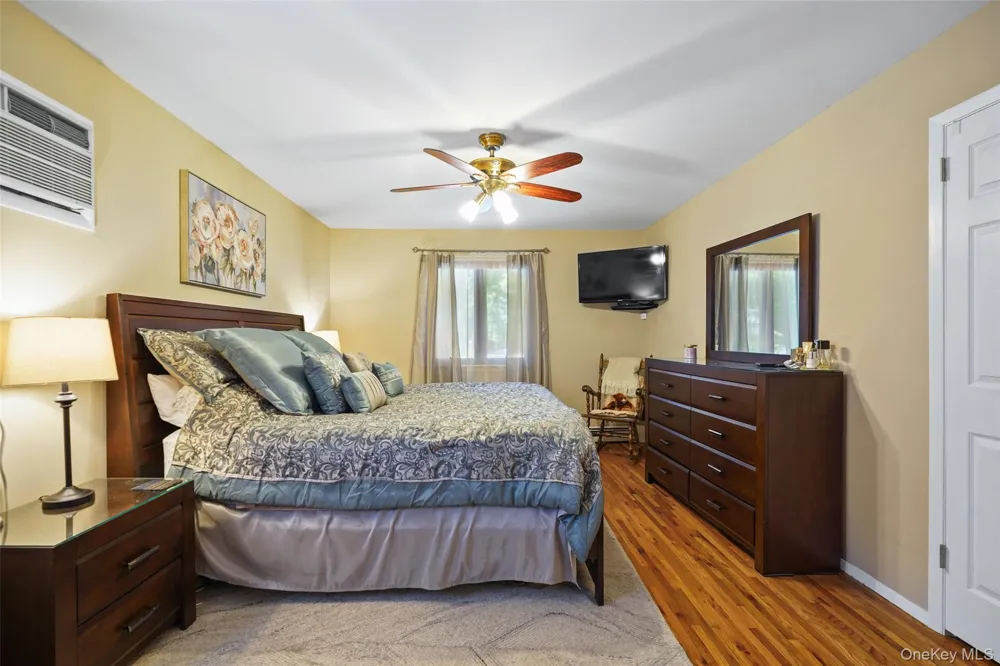 90 Timberlane Court Yorktown Heights, NY 10598