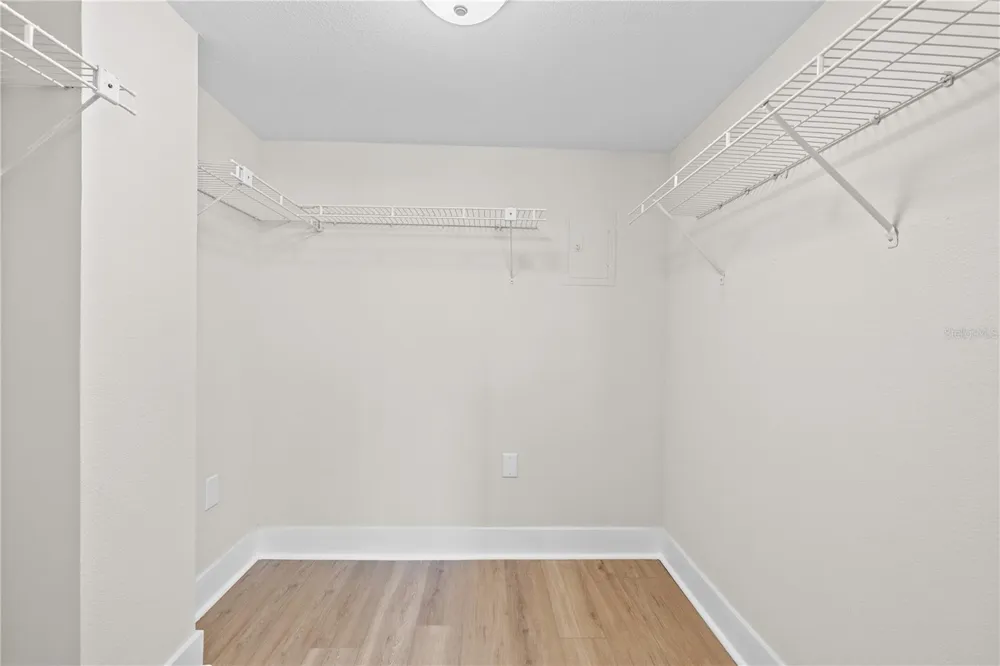 7425 BAY ISLAND DRIVE S #104 South Pasadena, FL 33707
