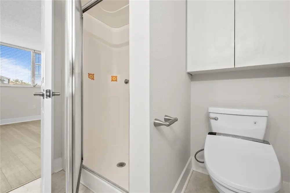7425 BAY ISLAND DRIVE S #104 South Pasadena, FL 33707
