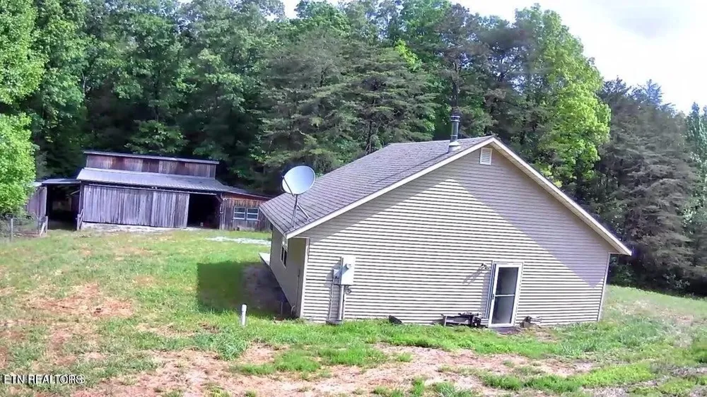 188 Dalton Branch Rd Tellico Plains, TN 37385