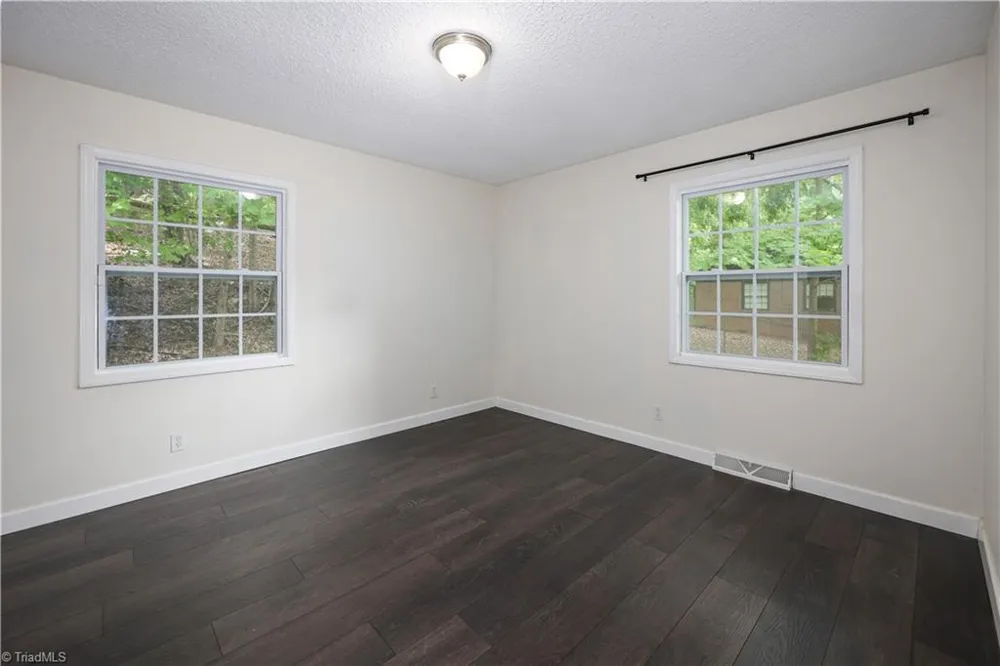 1346 Harvest Circle Asheboro, NC 27203