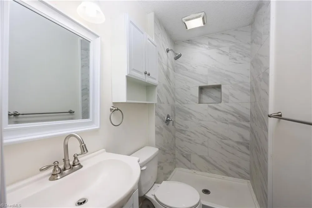 1346 Harvest Circle Asheboro, NC 27203