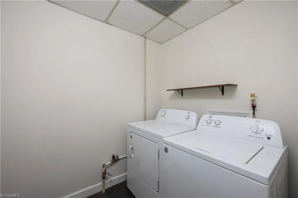 1346 Harvest Circle Asheboro, NC 27203