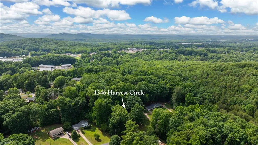 1346 Harvest Circle Asheboro, NC 27203