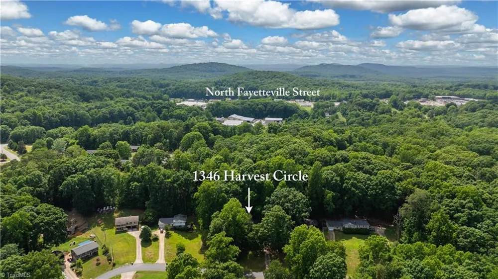 1346 Harvest Circle Asheboro, NC 27203