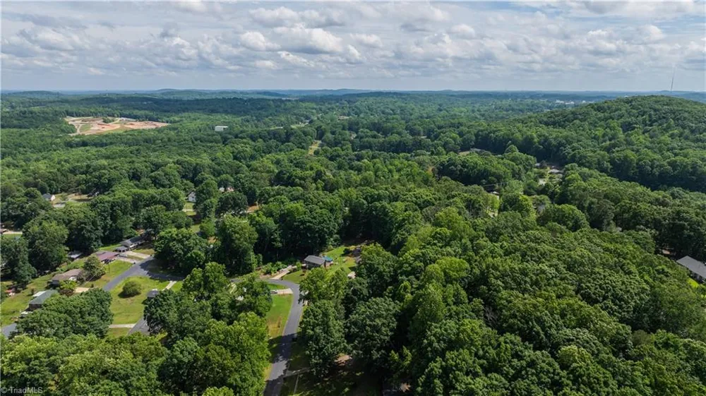 1346 Harvest Circle Asheboro, NC 27203