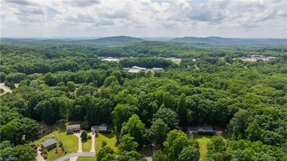 1346 Harvest Circle Asheboro, NC 27203