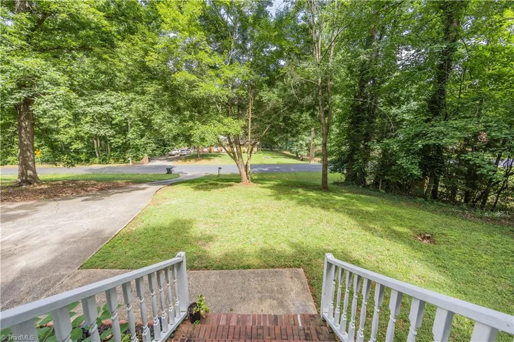 1346 Harvest Circle Asheboro, NC 27203