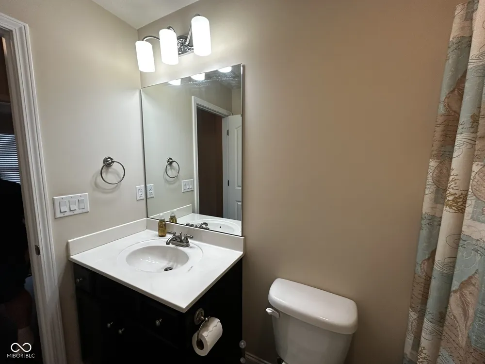 8018 Kismet Drive Charlestown, IN 47111