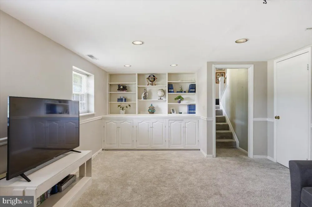 29331 FOURTH STREET Easton, MD 21601
