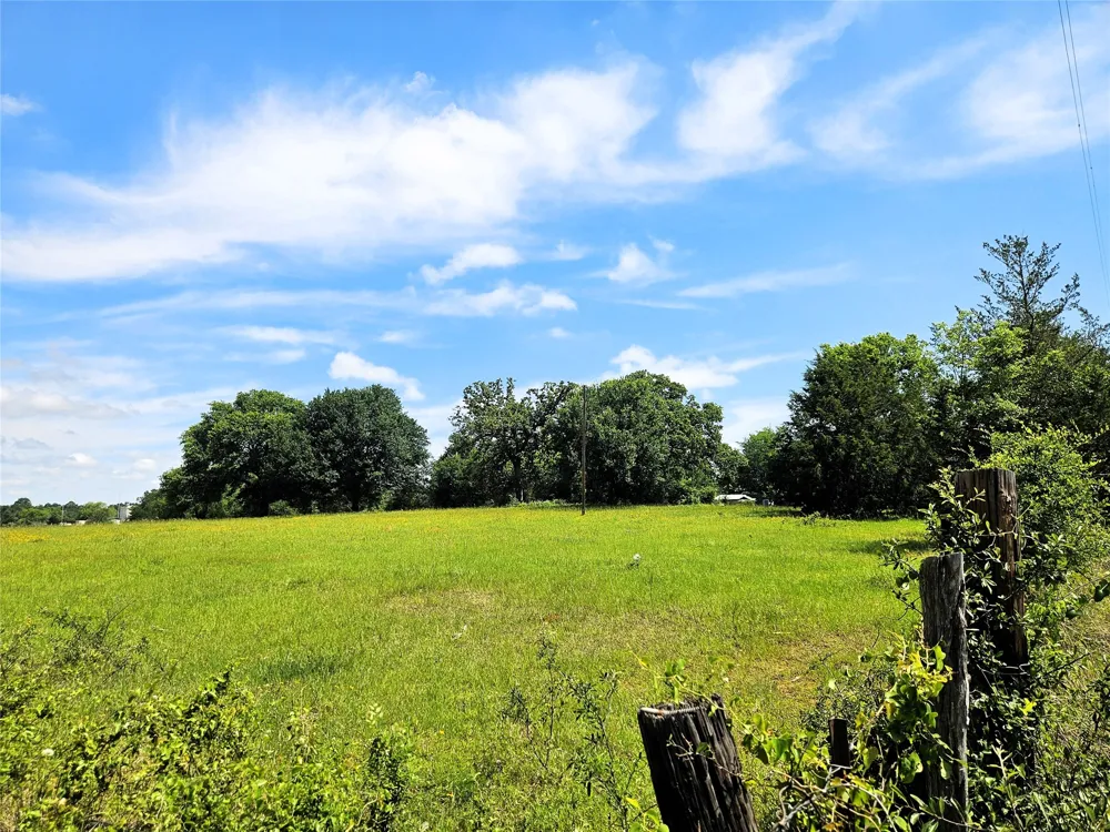13 Fm 39 S Groesbeck, TX 76642