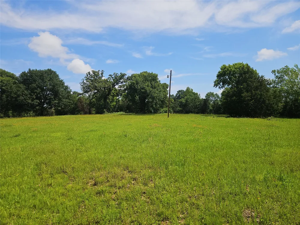 13 Fm 39 S Groesbeck, TX 76642