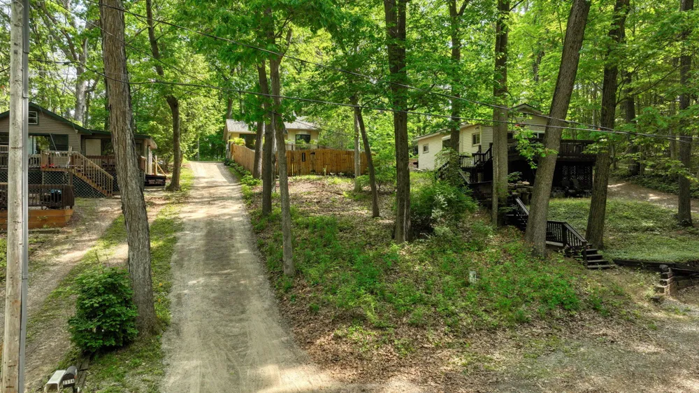 2114 Timber Lane Brooklyn, MI 49230