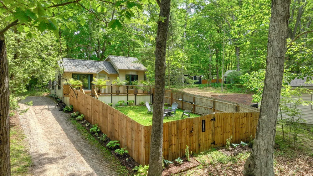 2114 Timber Lane Brooklyn, MI 49230