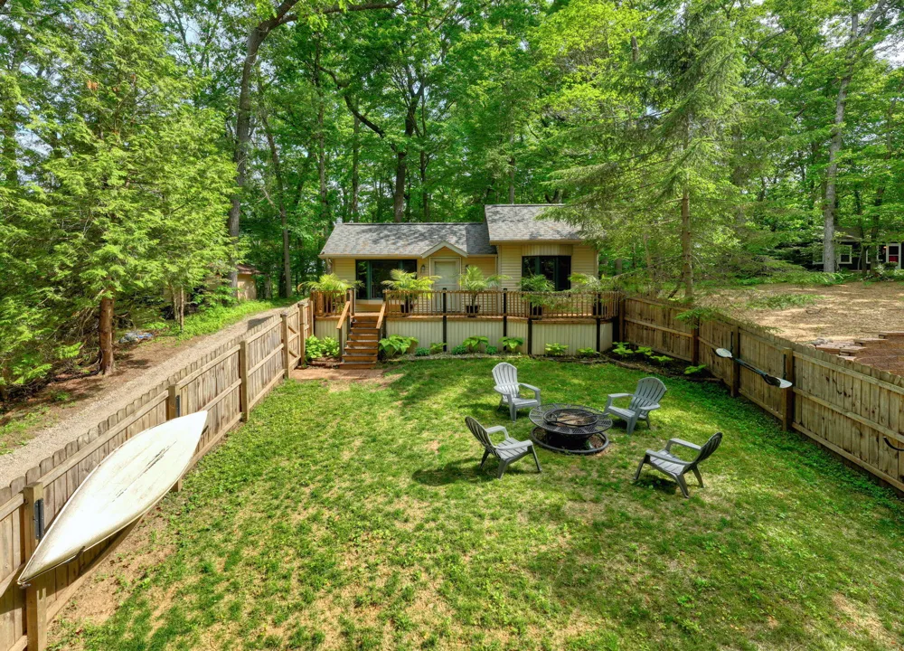 2114 Timber Lane Brooklyn, MI 49230
