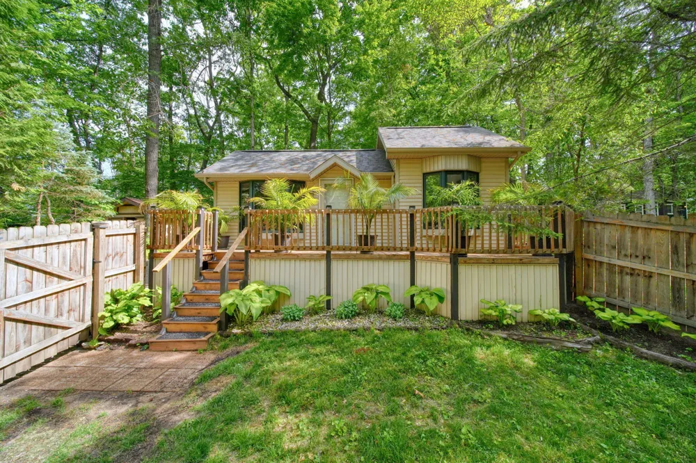 2114 Timber Lane Brooklyn, MI 49230