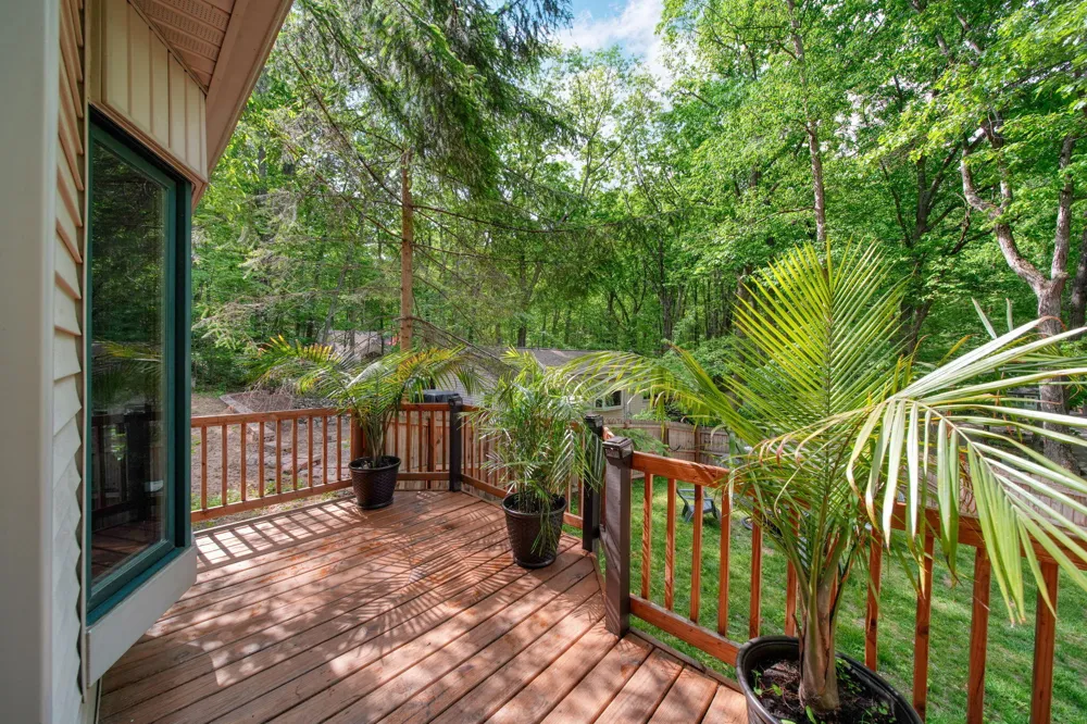 2114 Timber Lane Brooklyn, MI 49230