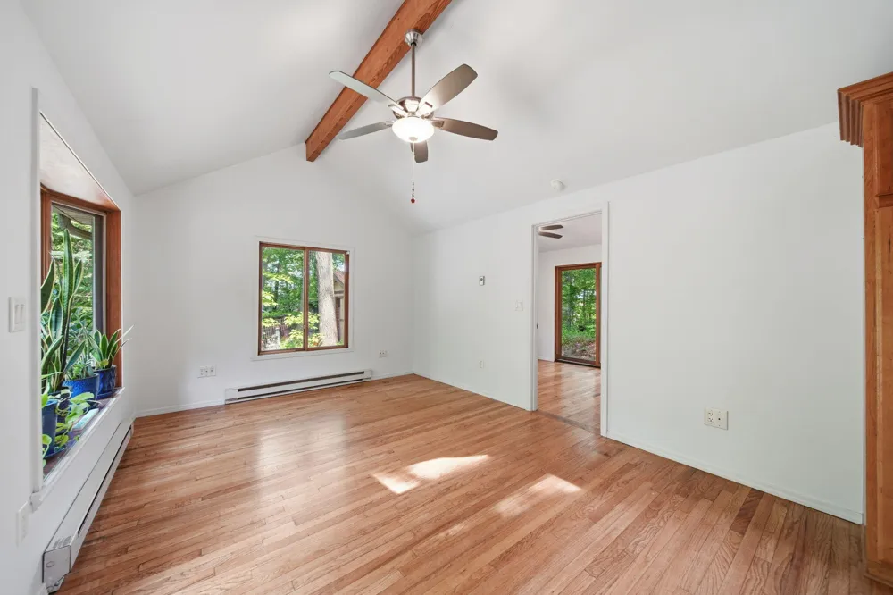 2114 Timber Lane Brooklyn, MI 49230