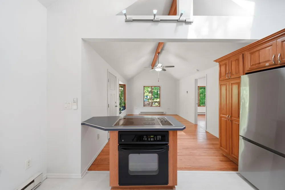 2114 Timber Lane Brooklyn, MI 49230