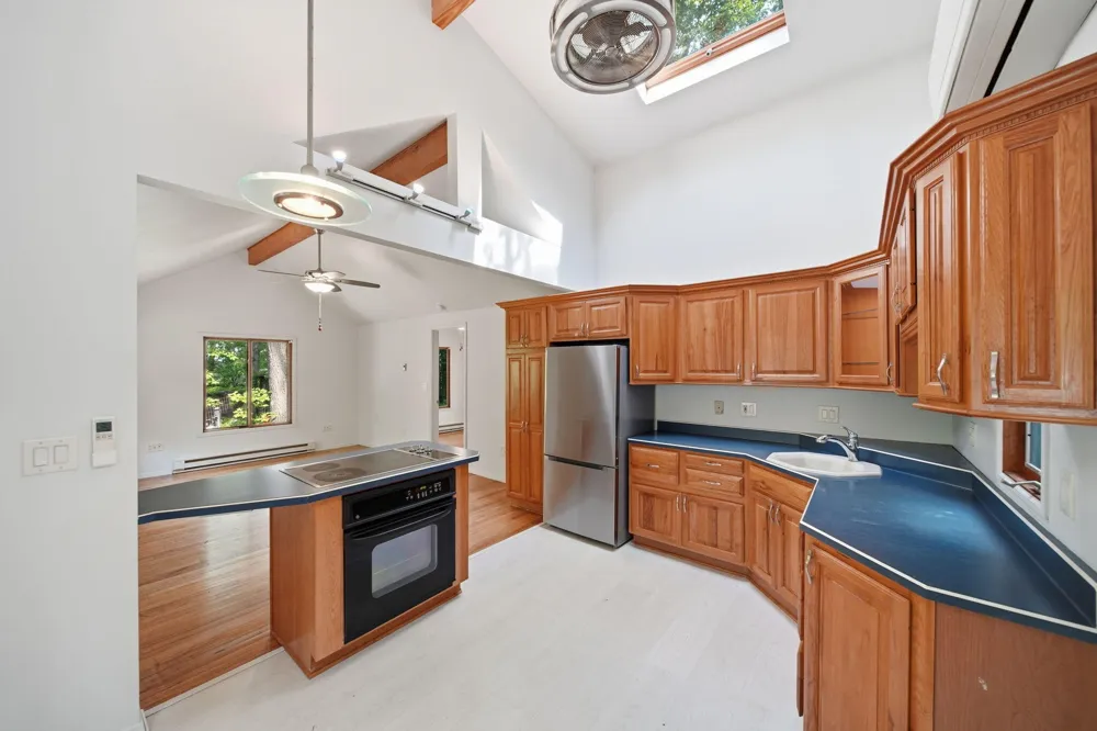 2114 Timber Lane Brooklyn, MI 49230