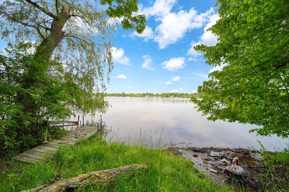 2114 Timber Lane Brooklyn, MI 49230