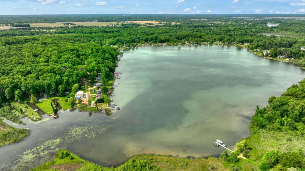 2114 Timber Lane Brooklyn, MI 49230