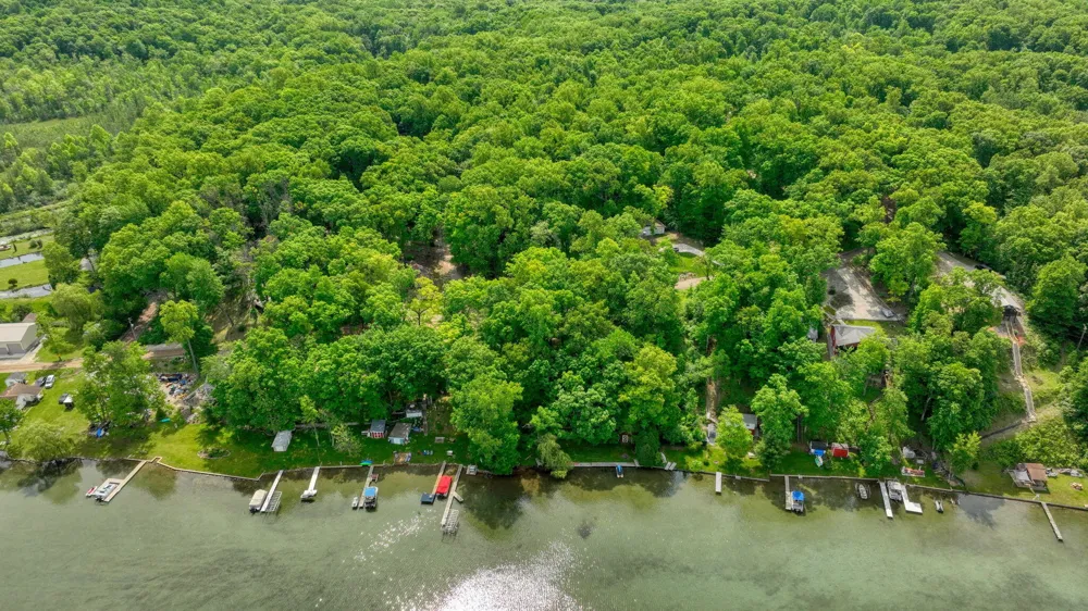 2114 Timber Lane Brooklyn, MI 49230