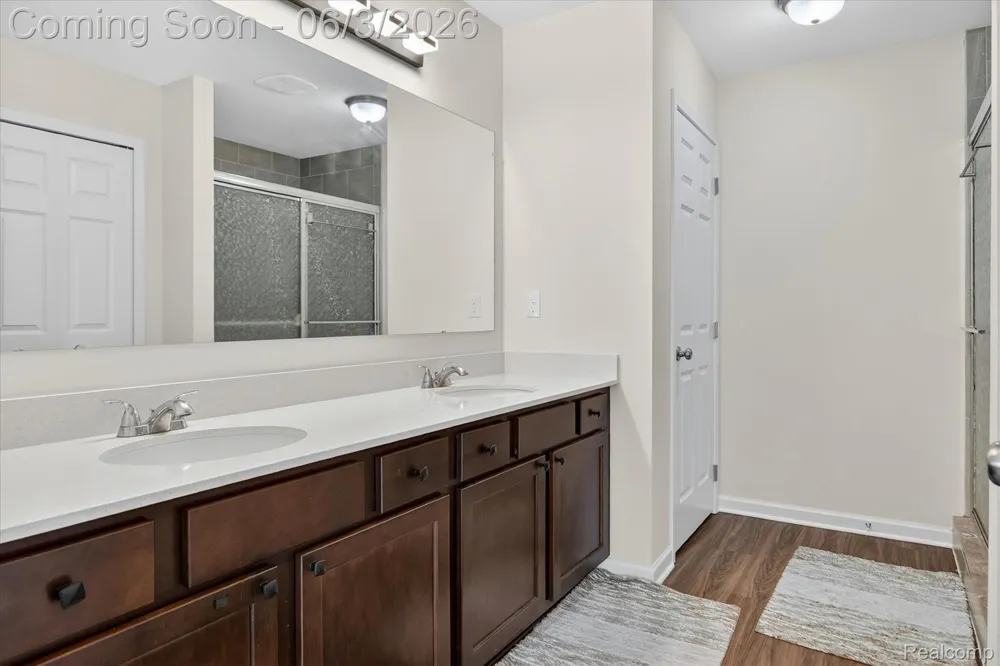 58676 Losino Drive Lyon Charter Township, MI 48178