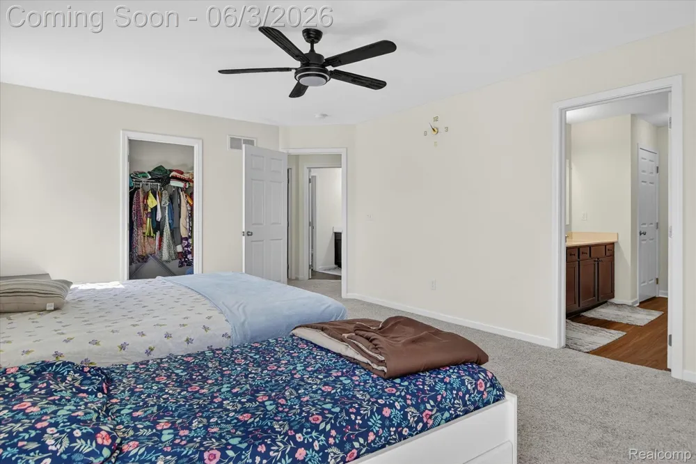 58676 Losino Drive Lyon Charter Township, MI 48178