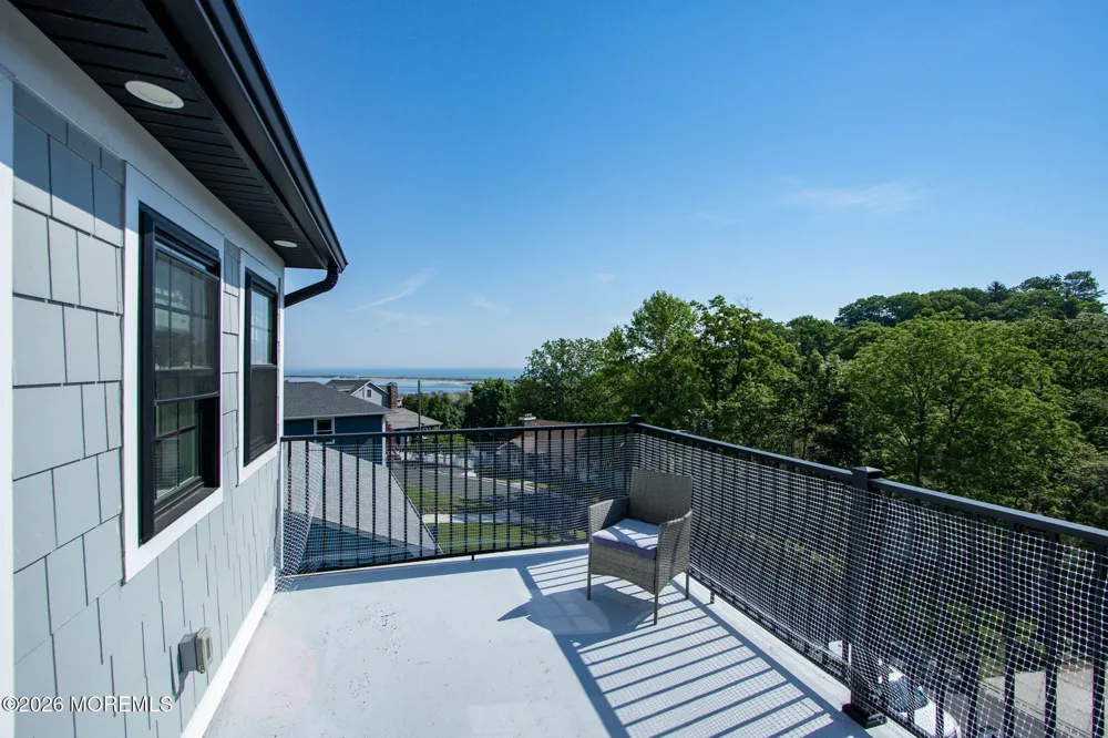 30 Bay Street Highlands, NJ 07732